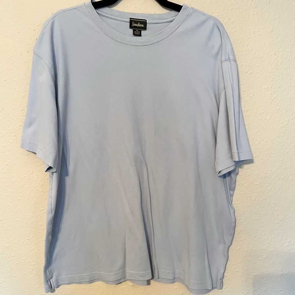 Men’s Neiman Marcus 100% Cotton Light Blue short sleeve T Shirt